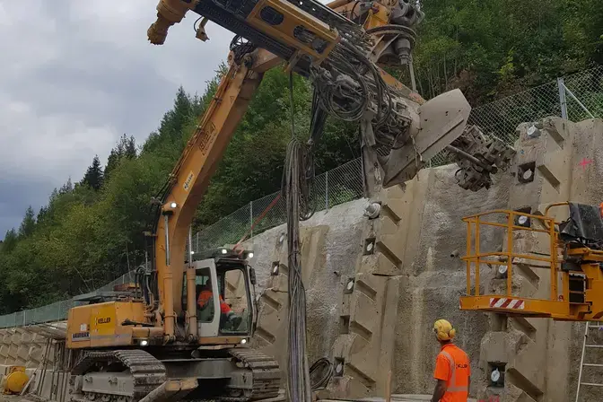 Keller Grundbau Ausführung Ankerbohrungen S6 Mitterdorf