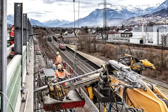 Keller Grundbau bei der Ankerherstellung an der A14 in Feldkirch