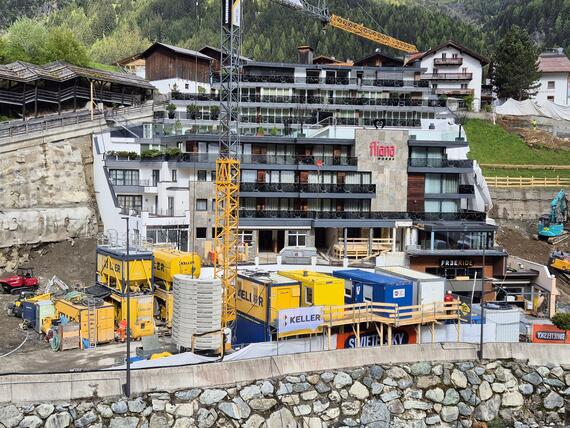 Keller Grundbau Unterfangungsarbeiten beim Hotel Fliana in Tirol