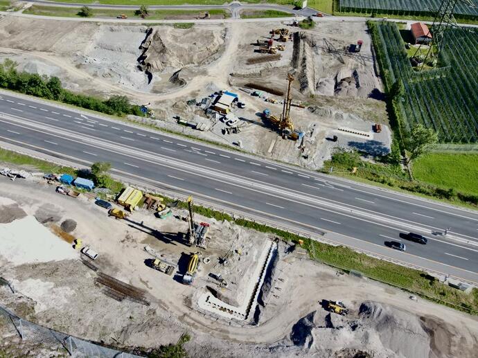 Ausführung der Arbeiten beim Projekt Innstufe Imst-Haiming - Querung A12 durch Keller Grundbau